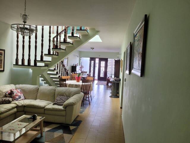 #10 - Casa para Venda em Mogi das Cruzes - SP - 1