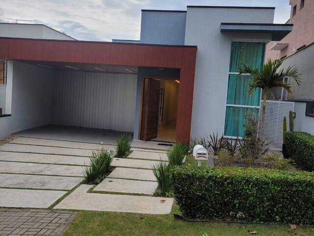 #32 - Casa para Venda em Mogi das Cruzes - SP - 1