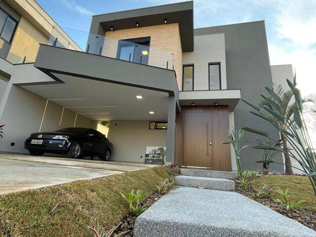 #33 - Casa para Venda em Mogi das Cruzes - SP - 1